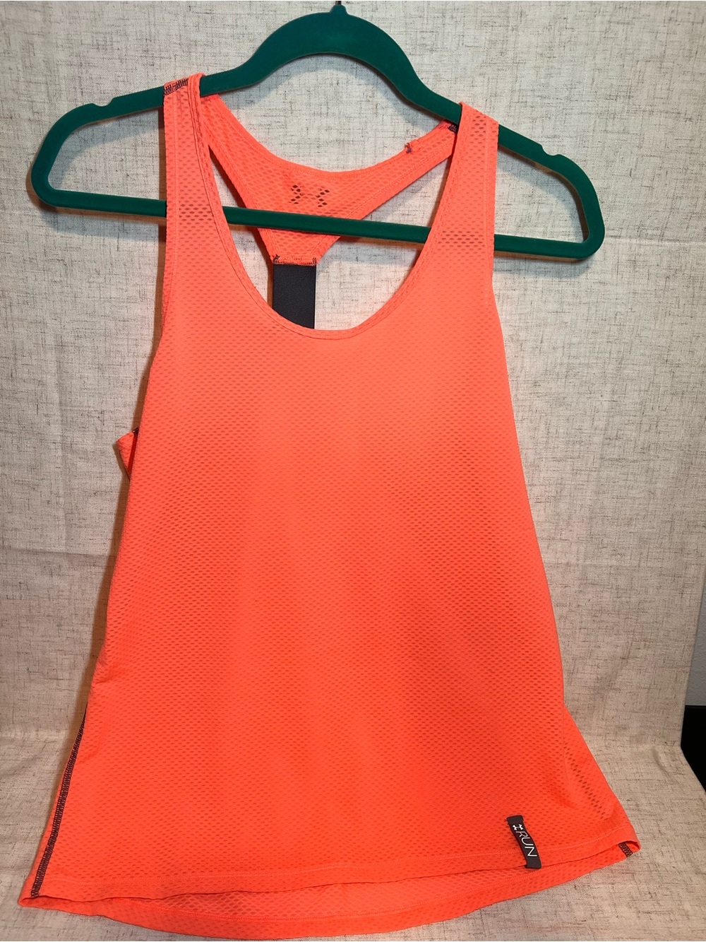 Under Armour UA RUN Coral Mesh Racerback Tank L